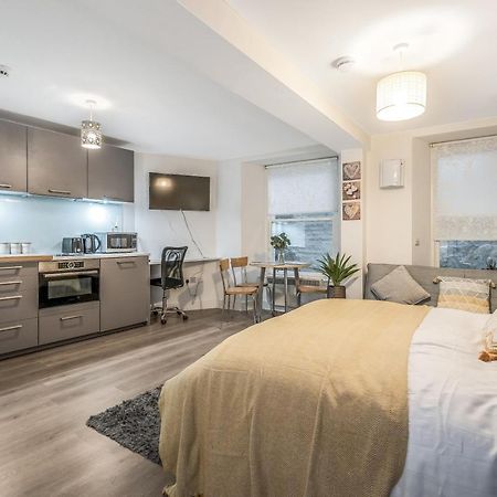 Spacious & Cosy Studio Flat In The Heart Of Edinburgh City Centre ภายนอก รูปภาพ