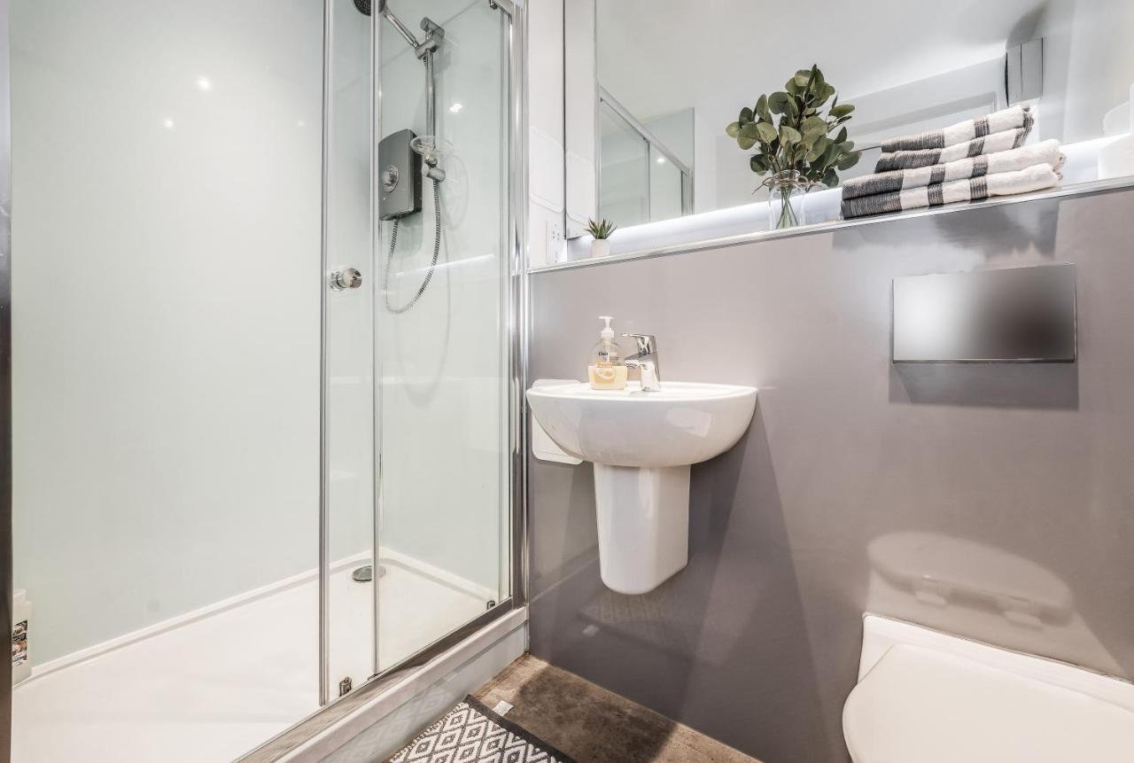 Spacious & Cosy Studio Flat In The Heart Of Edinburgh City Centre ภายนอก รูปภาพ