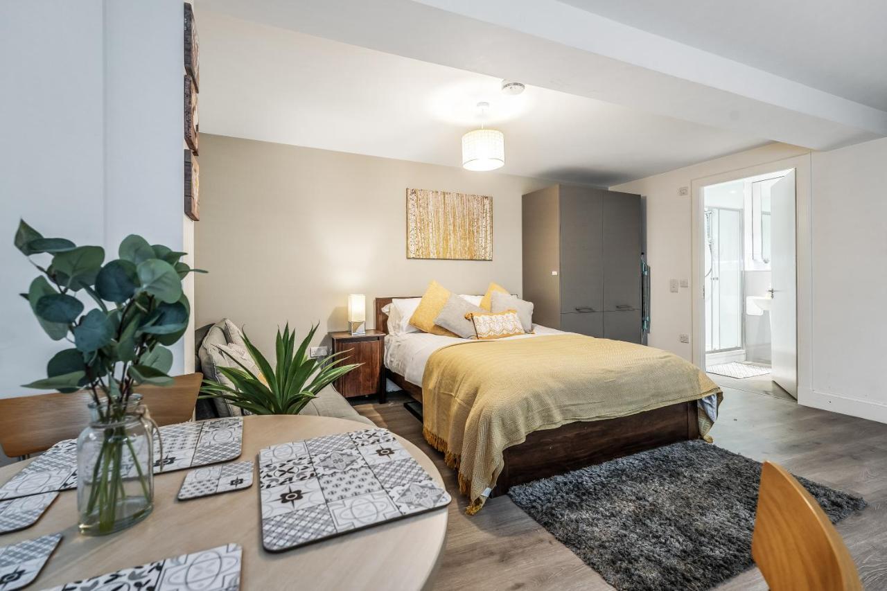 Spacious & Cosy Studio Flat In The Heart Of Edinburgh City Centre ภายนอก รูปภาพ